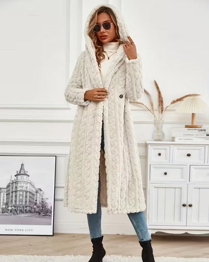 Veloria Noir Timeless Long Coat
