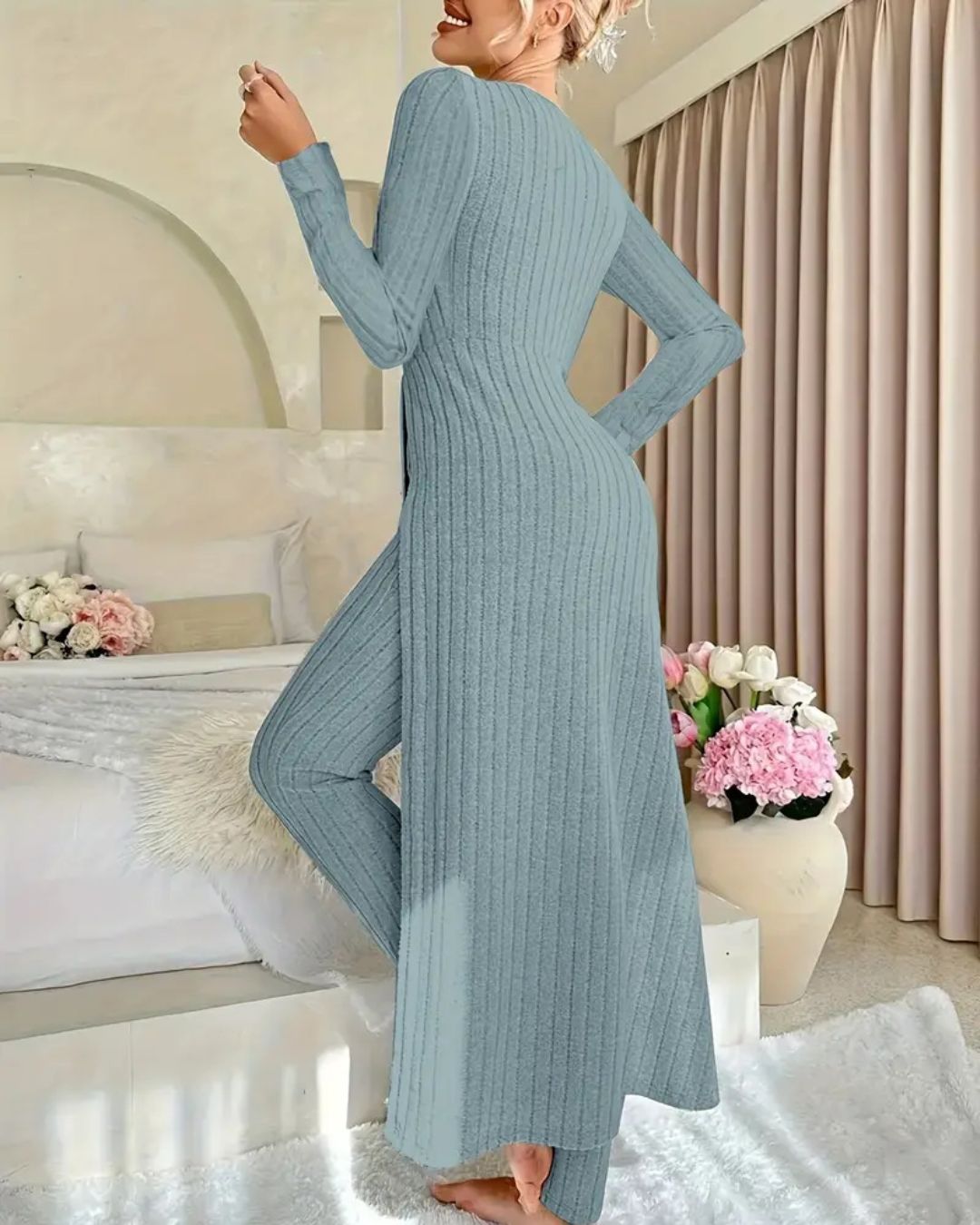 Monetelle Split Sleeve Ensemble