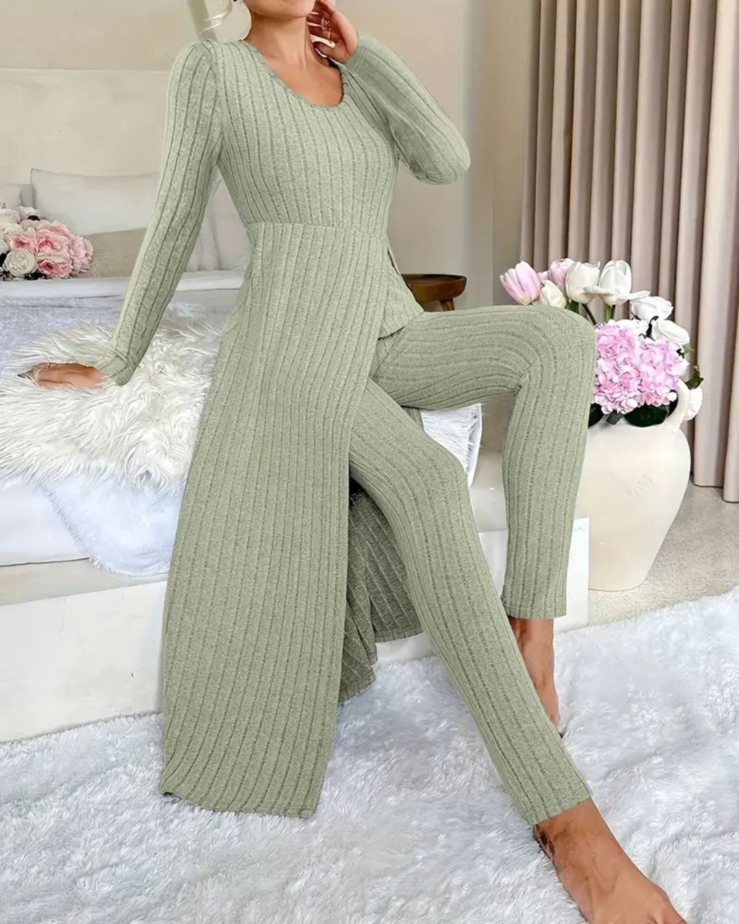 Monetelle Split Sleeve Ensemble