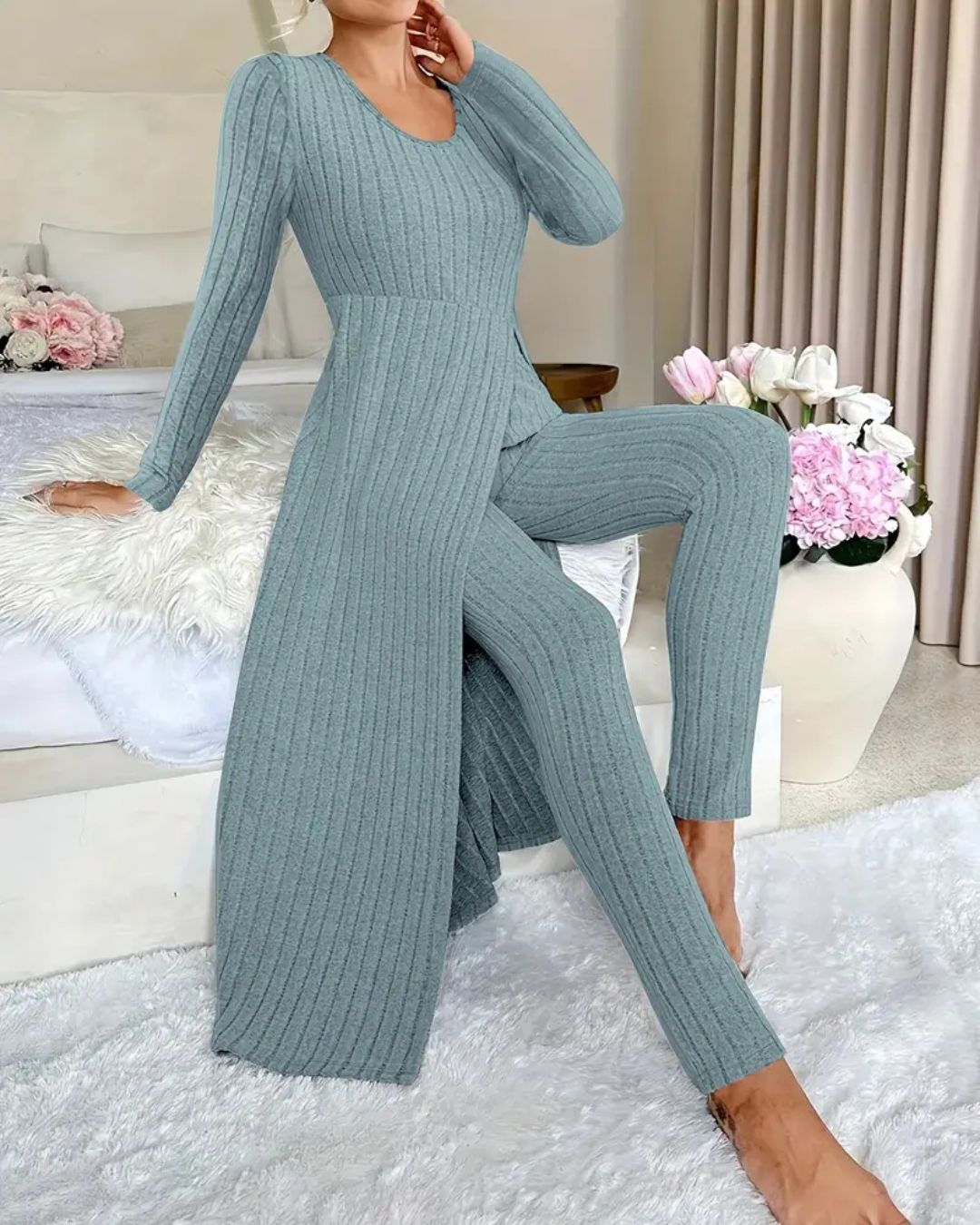 Monetelle Split Sleeve Ensemble