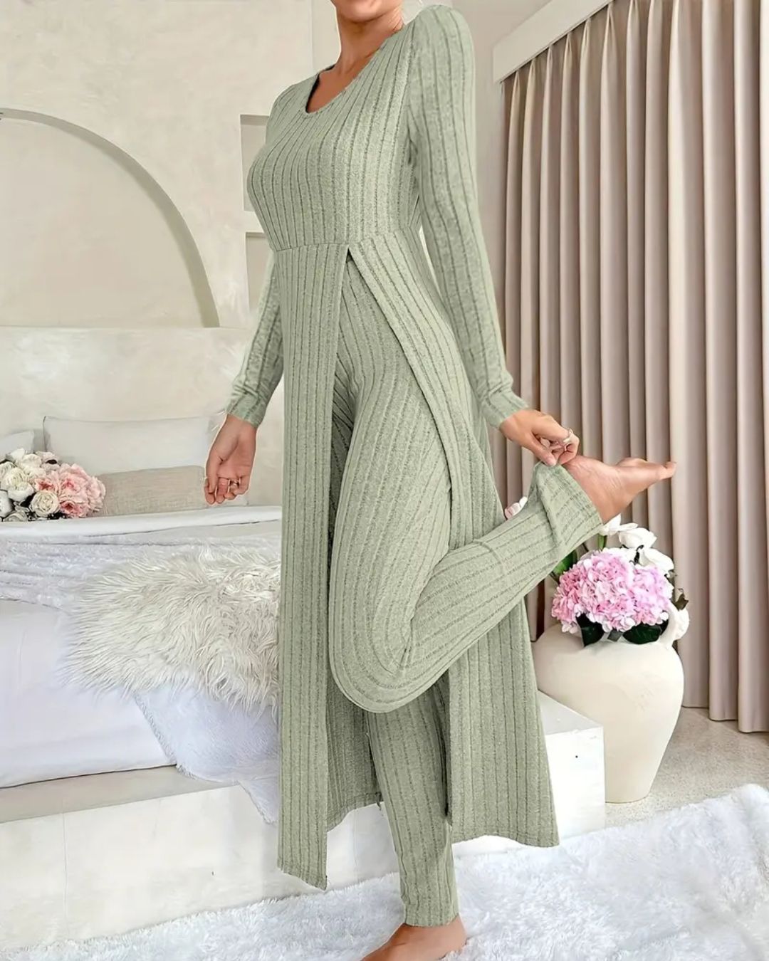 Monetelle Split Sleeve Ensemble